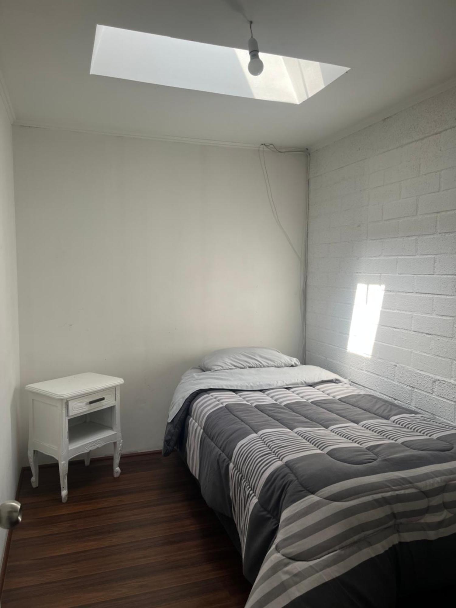 Hostel Tu Espacio Re - Habitaciones Cerca Del Aeropuerto Santiago Luaran gambar